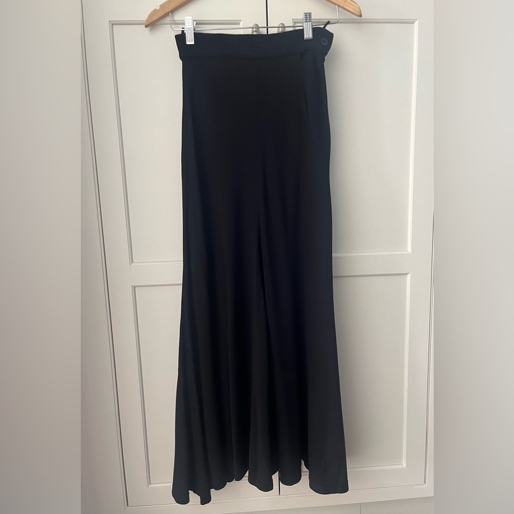 Byblos wool maxi skirt size 6 black made in Italy